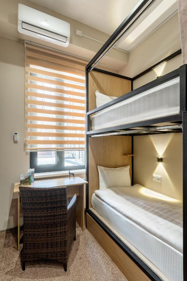 Bodo Hostel บิชเคก ภายนอก รูปภาพ