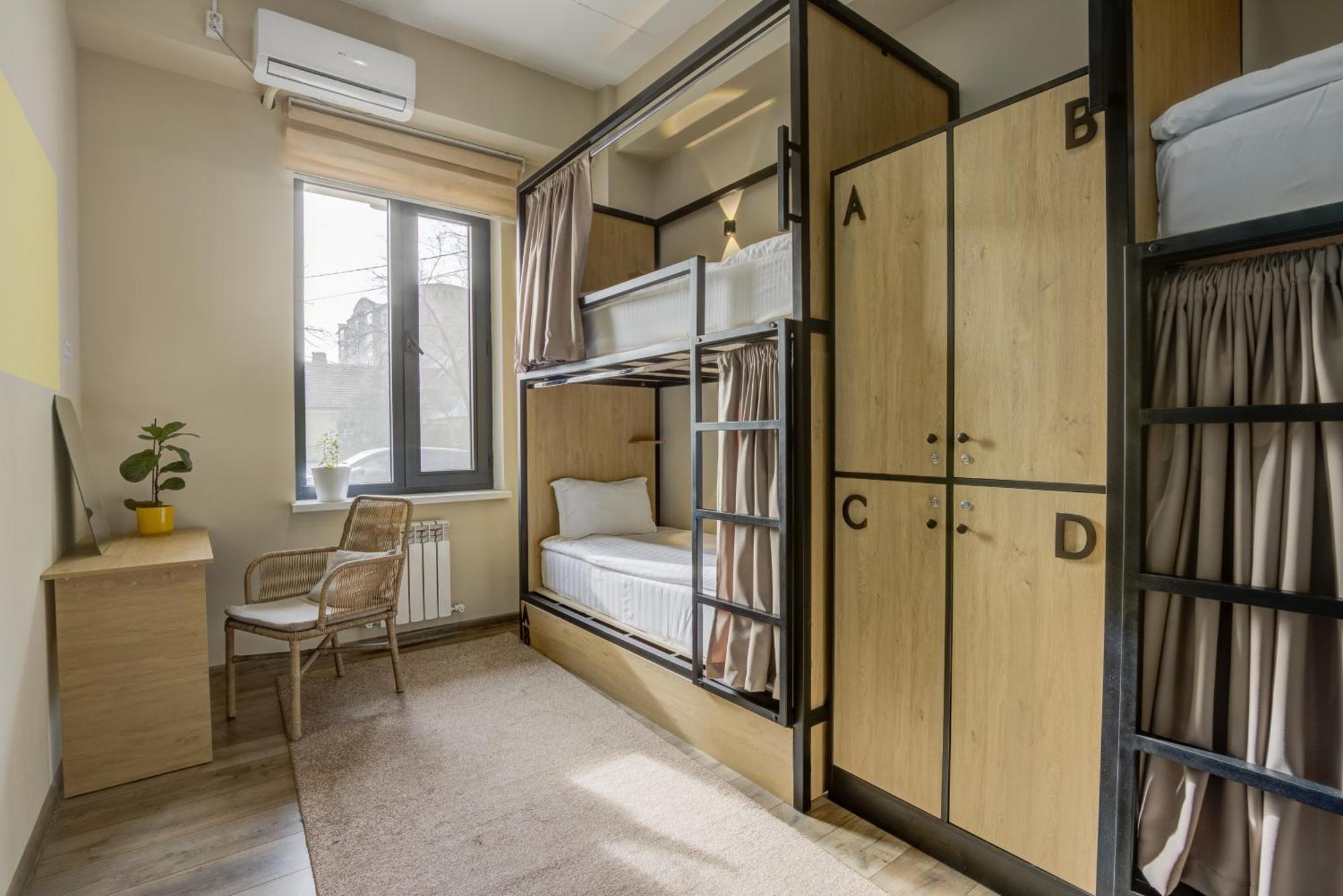 Bodo Hostel บิชเคก ภายนอก รูปภาพ