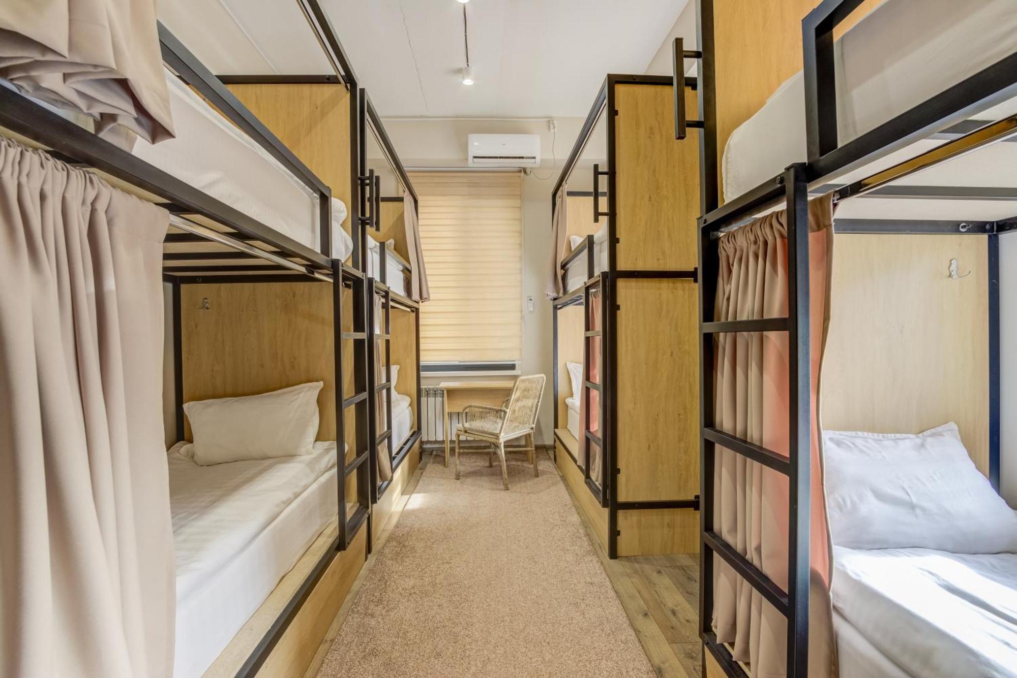 Bodo Hostel บิชเคก ภายนอก รูปภาพ
