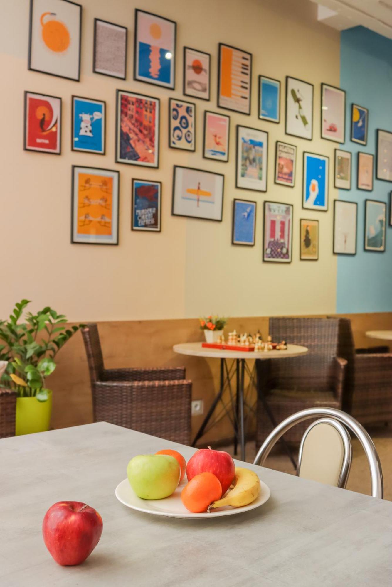 Bodo Hostel บิชเคก ภายนอก รูปภาพ