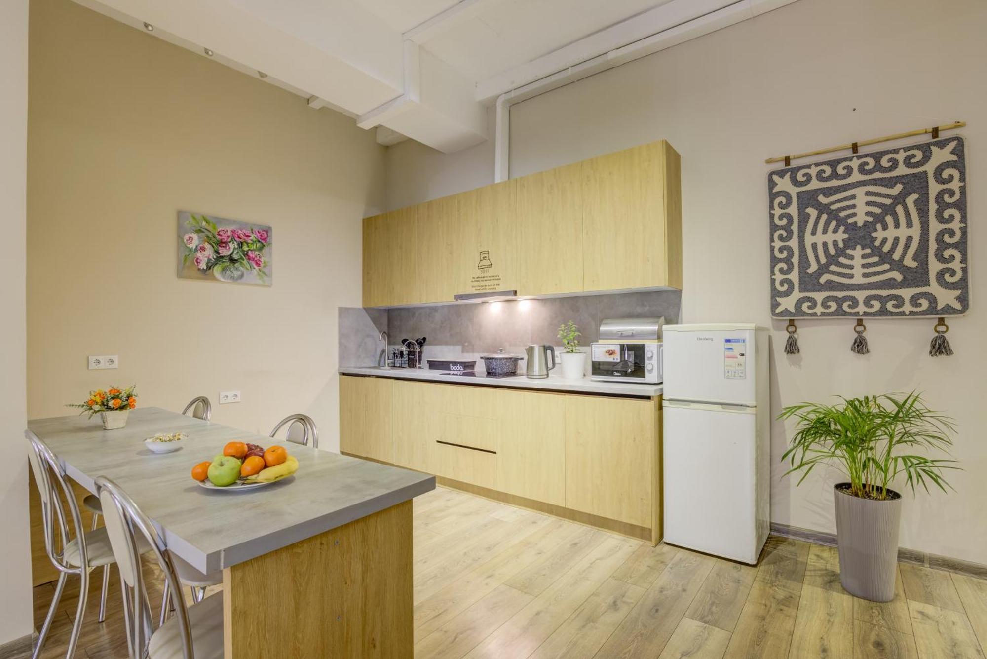 Bodo Hostel บิชเคก ภายนอก รูปภาพ